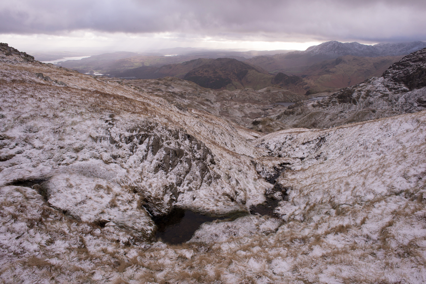  Sprinkle of snow in the Lakes 